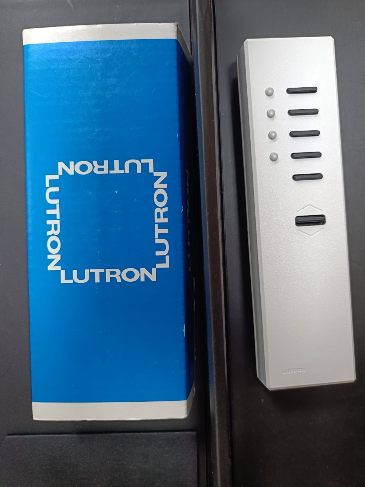 LUTRON GRX-8IT-WH REMOTE CONTROL 4.5V