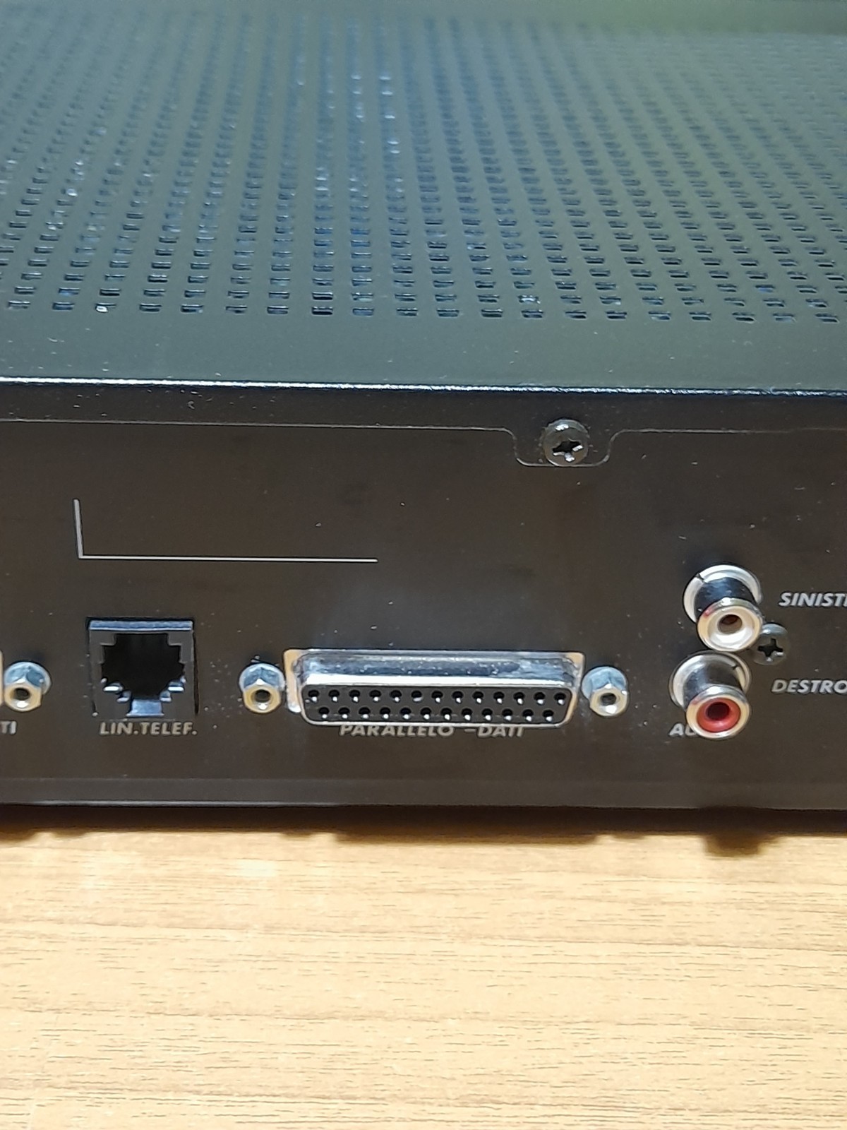 GOLD BOX DECODER MODEL SMB 2700