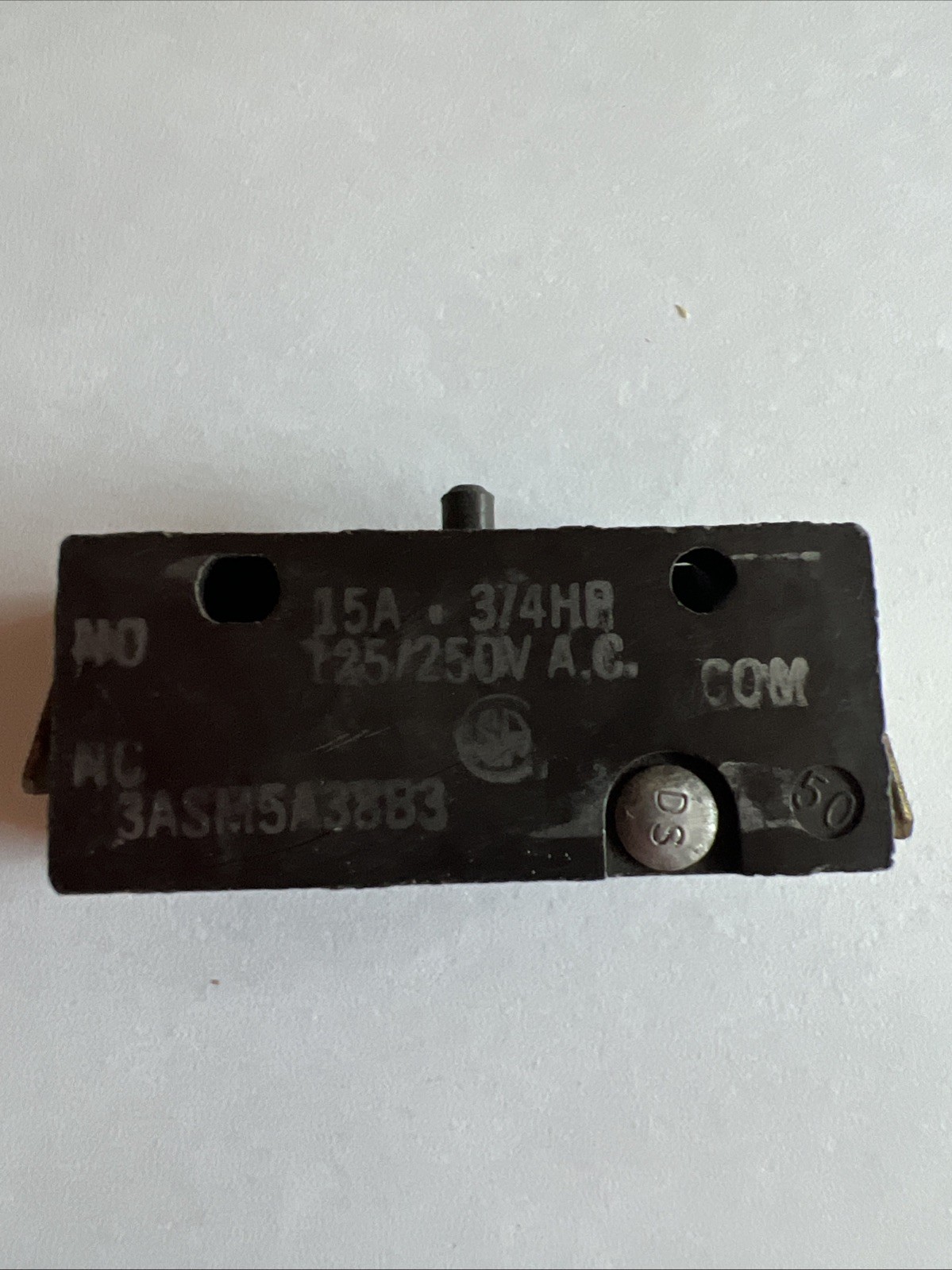 GE 3ASM5A38B3 Microswitch 15A 125/250VAC Industrial Limit Switch