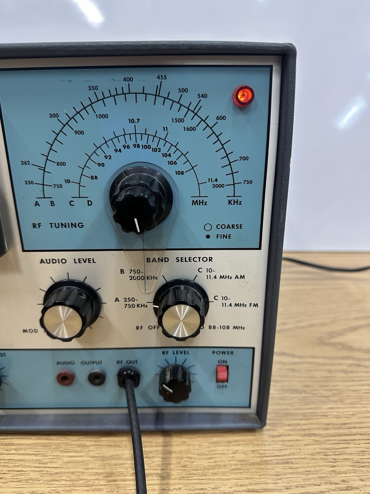 B&k Model 970 Transistor Equipment Analyst **Powers On UNTESTED..
