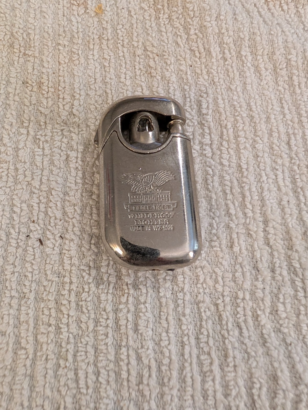 FIEREE TIGER windshield gas Lighter [WZ-1029]