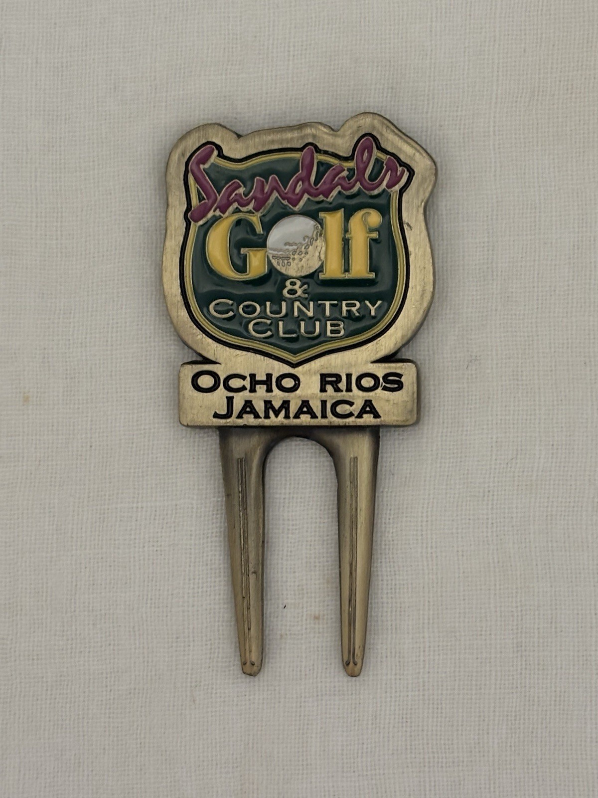 Sandals Golf Club Ocho Rios, Jamaica Golf Ball Marker And Divot Tool. Pre-owned