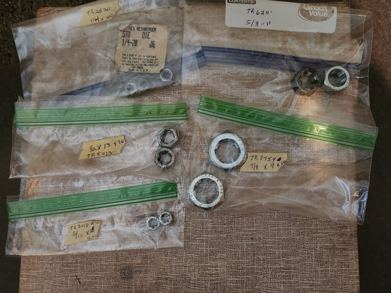 BLUEPOINT RETHREADING DIE BY SNAP ON  COURSE AND FINE  ***NEW***