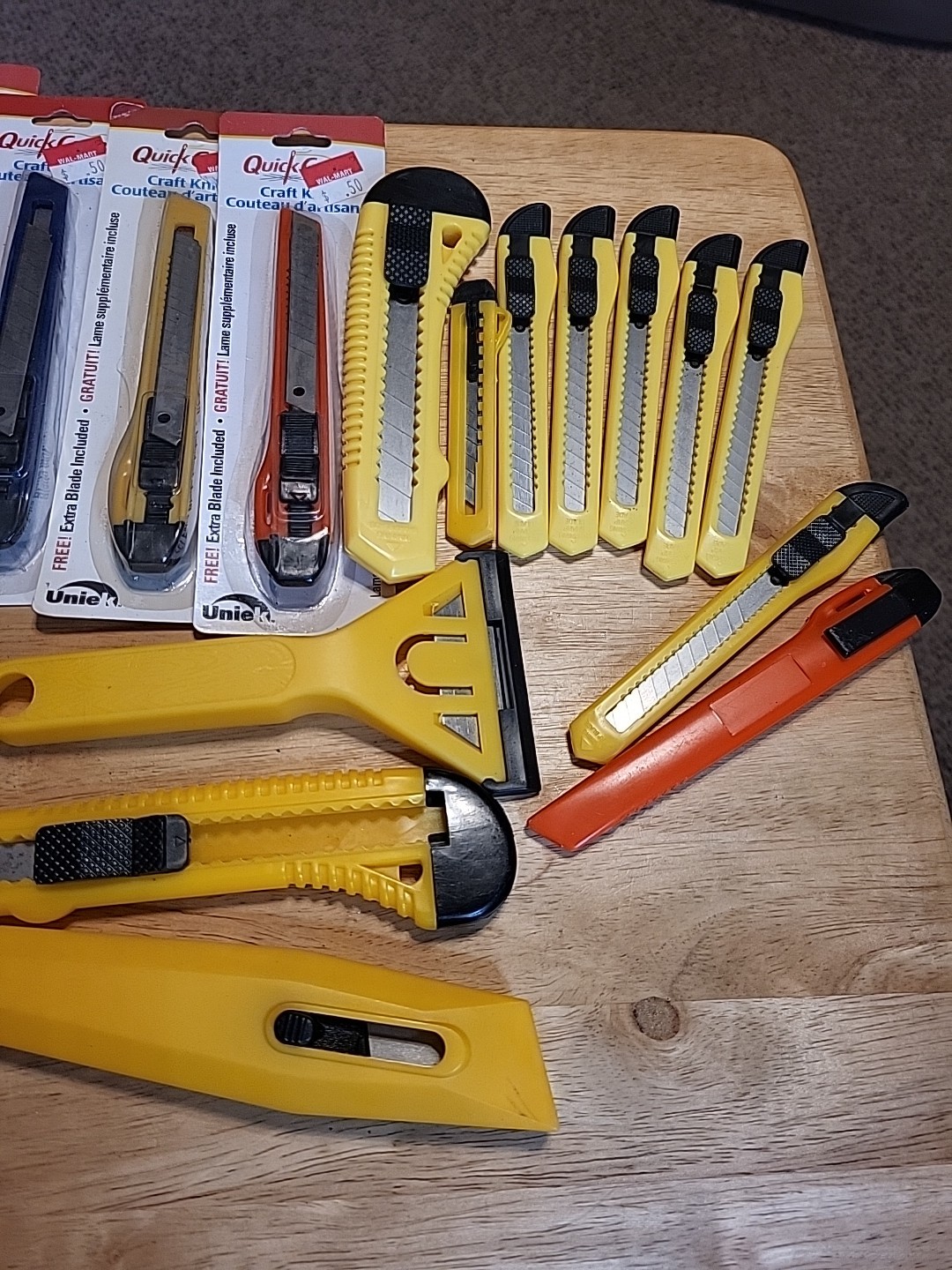 19 + UTILITY KNIFE BOX CUTTERS PLASTIC SNAP OFF BLADES, Extra Blades