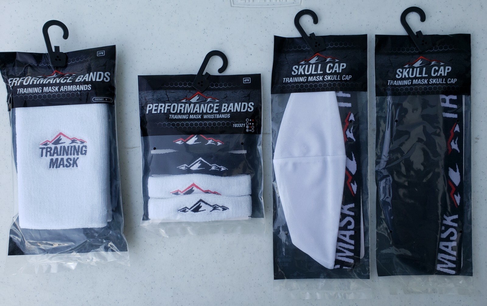 Elevation Training Mask 2.0 with Armband, Wristbands & Skull Caps