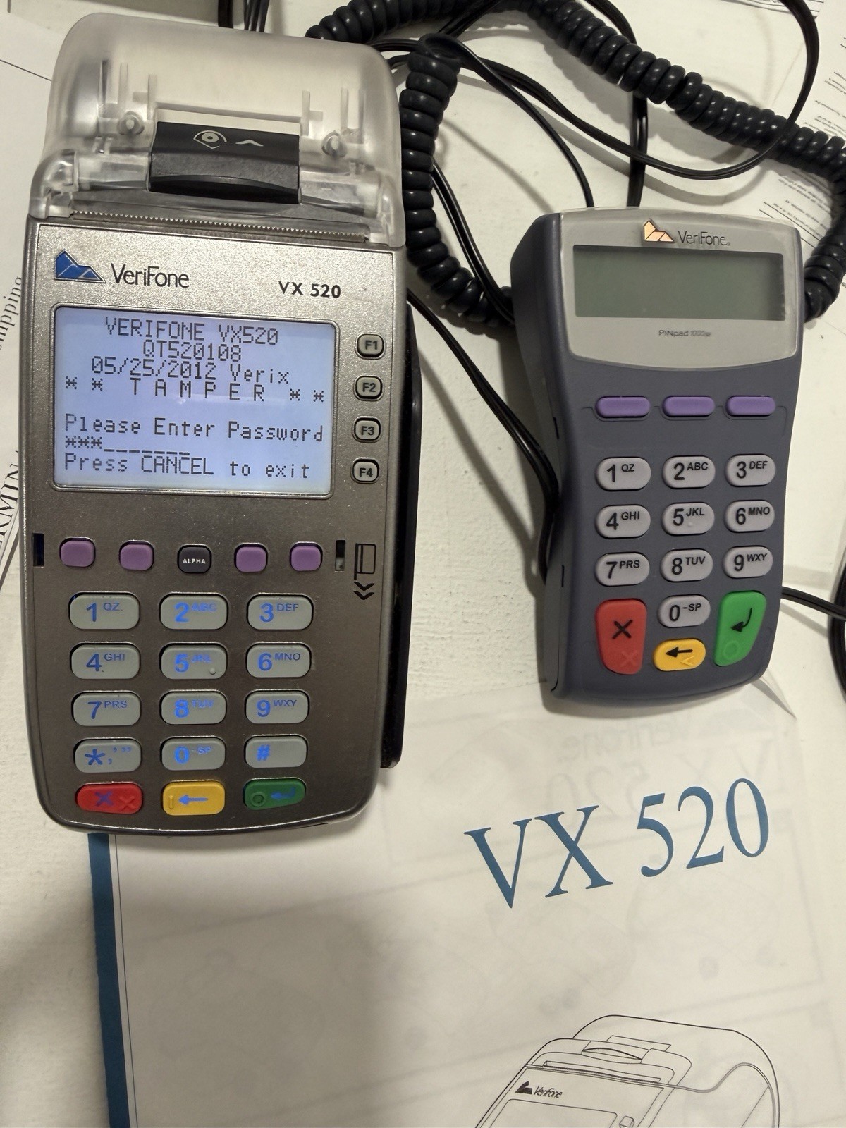 VERIFONE VX520 CREDIT CARD MACHINE
