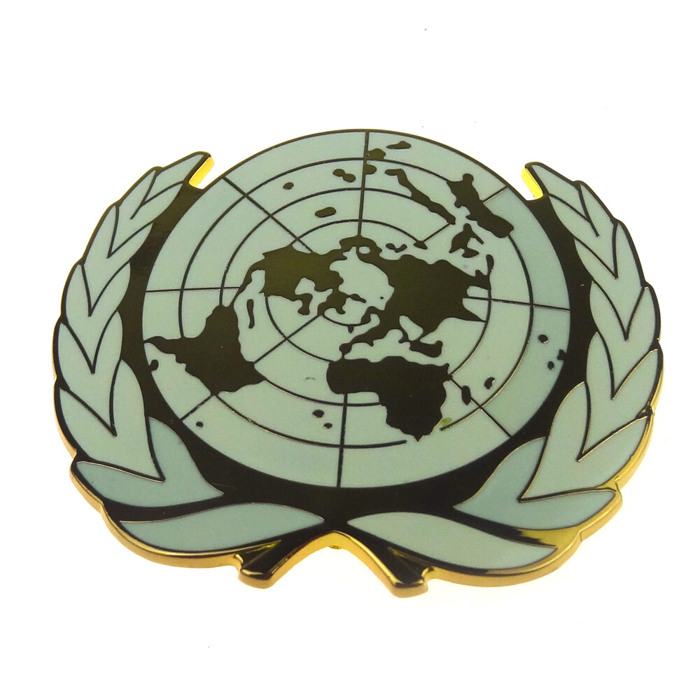 UN United Nations Peace Keeping Beret Cap Hat Metal Pin Badge Golden