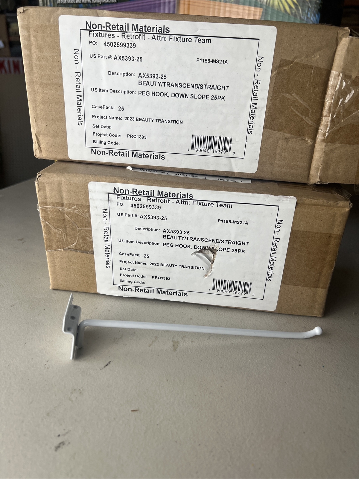 (Lot of 50) 6 -7" Slatwall Hooks White Peg Slat Retail Wall Metal Hooks Straight