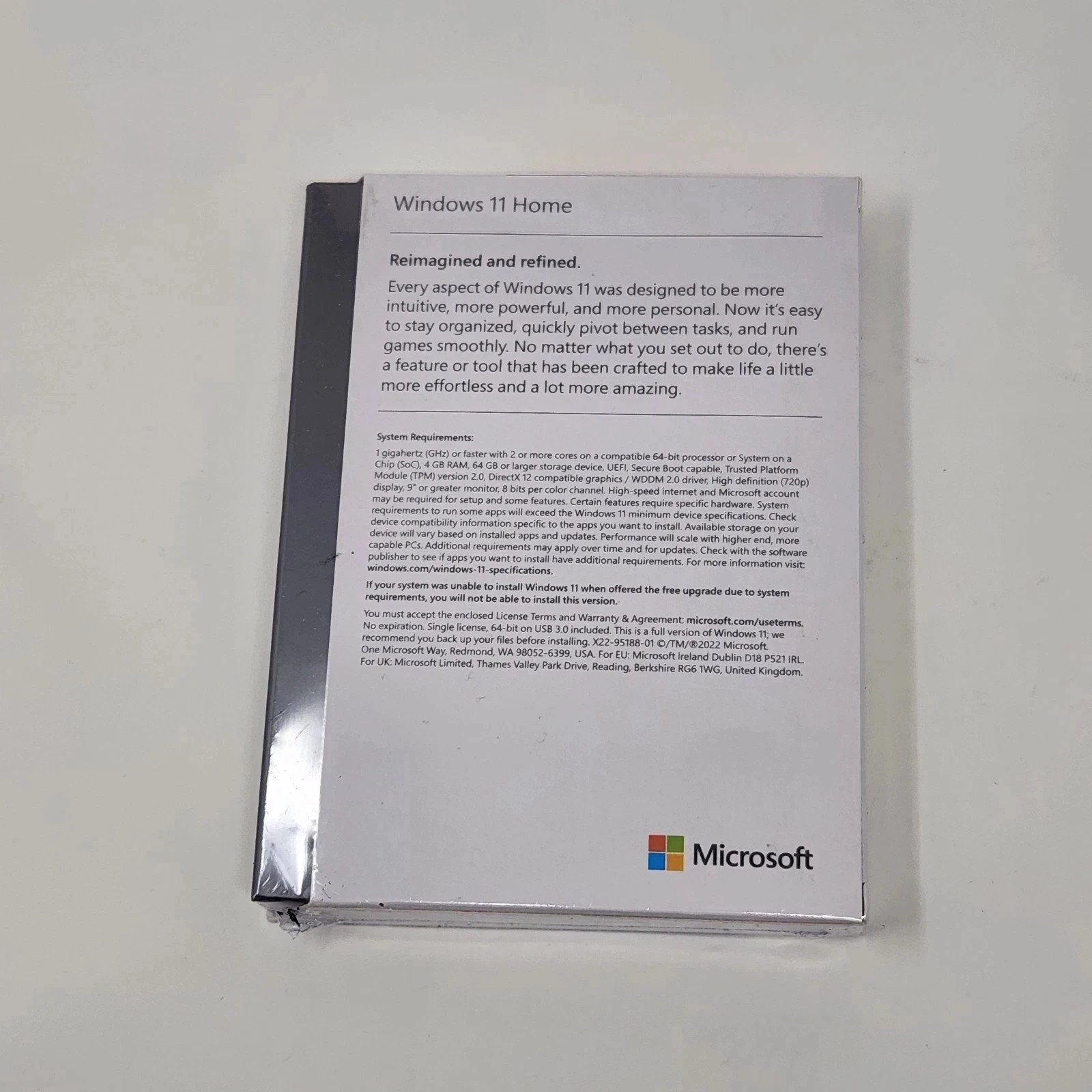 Microsoft Windows 11 Home 64-Bit USB Flash Drive + Key Retail Box - Original