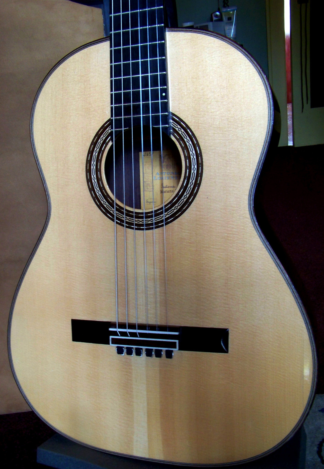 Diamond Bridge Beads for Classical Guitar, Nylon Guitar String Ties from Rosette