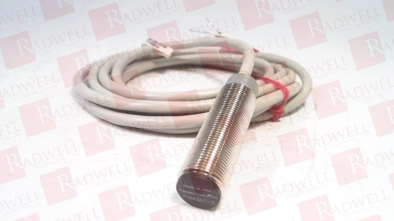 PEPPERL & FUCHS FYAA3A1-2 / FYAA3A12 (NEW IN BOX)