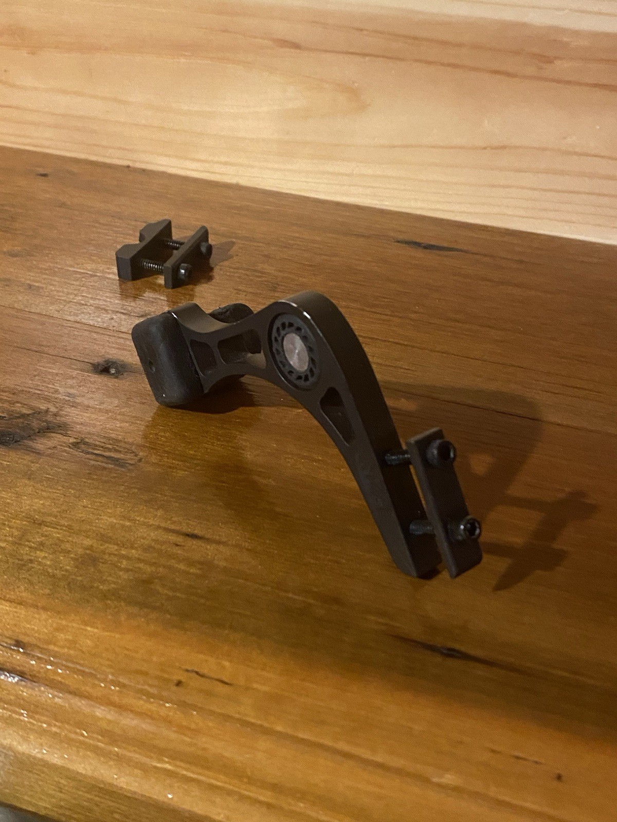 Mathews Reezen RZN Limb Tips with String Suppressor and Harmonic Damper Solo Cam
