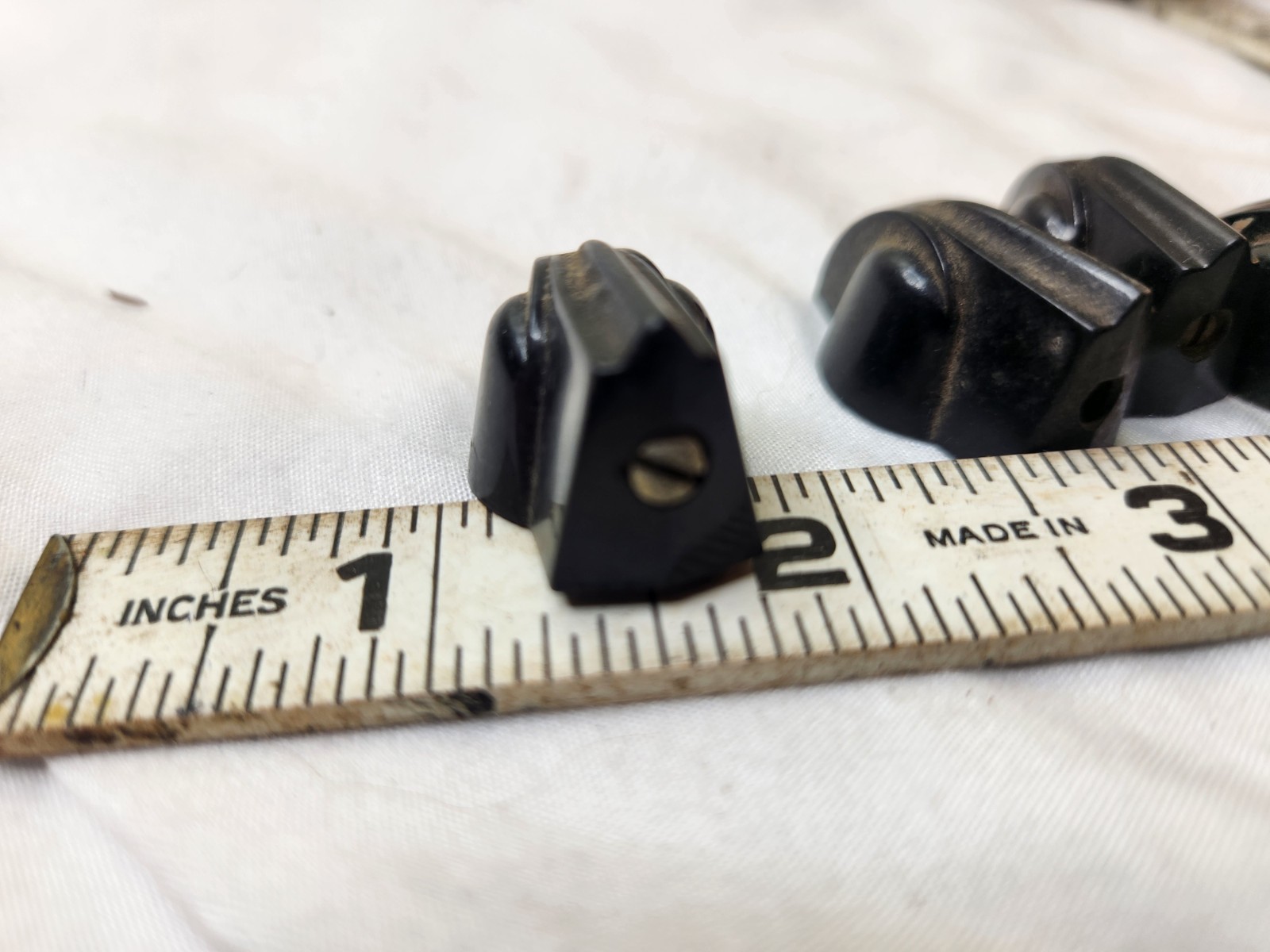 Lot of 5 Black Chicken Head Control Knobs Ridge Back