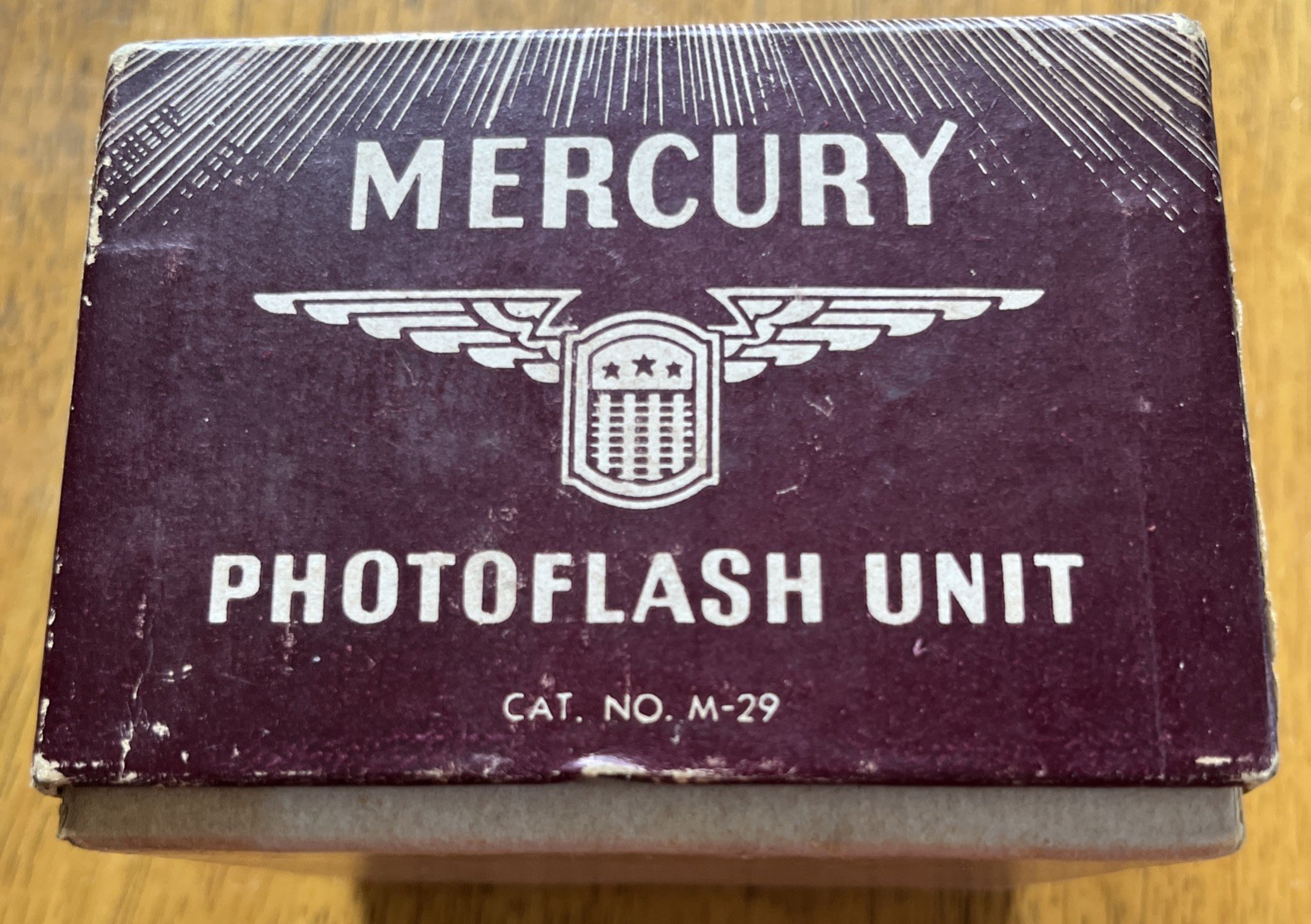 Vintage Mercury Photo Flash Unit - Universal Camera Corp Model M-29