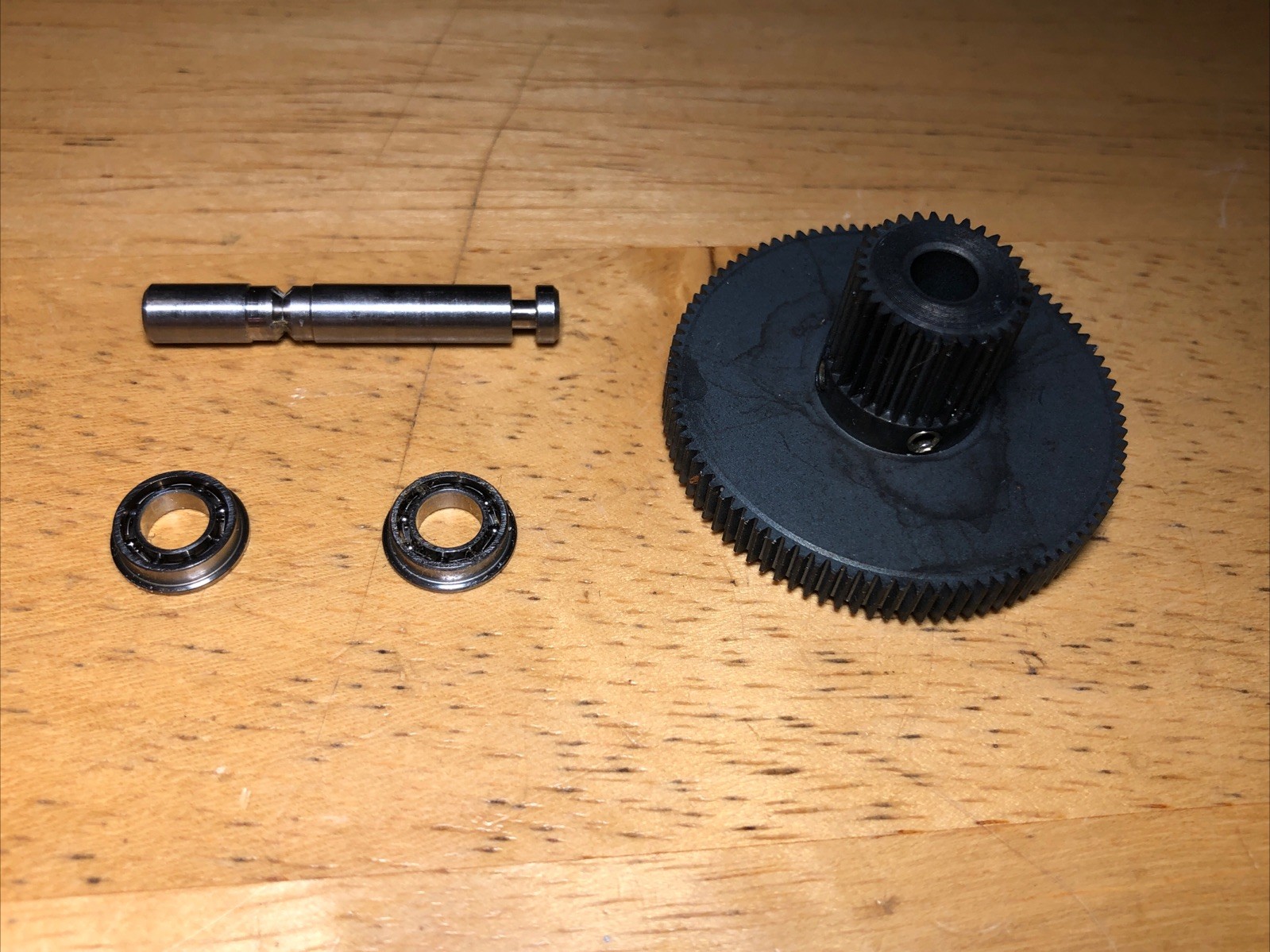 Nikon E400 / E600 Focusing Mechanism Center Axis / Pinion Gear / Bushings - Nice