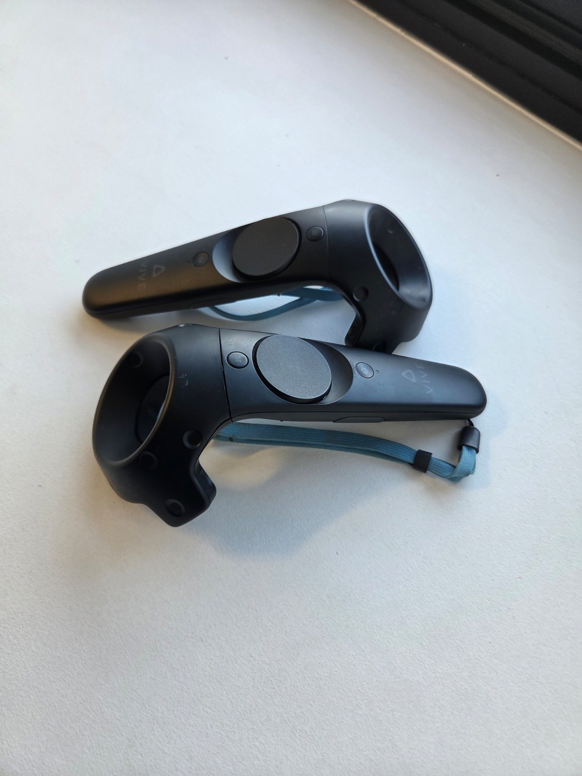 HTC Vive Virtual Reality VR Wand Controllers (GREAT CONDITION!)