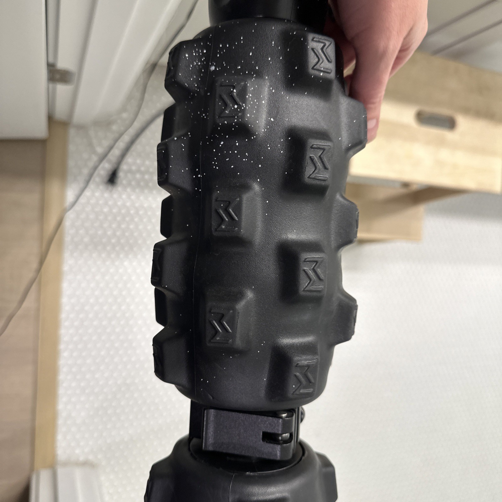 MOBILITY WALL Stand Up Door Mounted Smooth Foam Roller For Soft Tissue Massage
