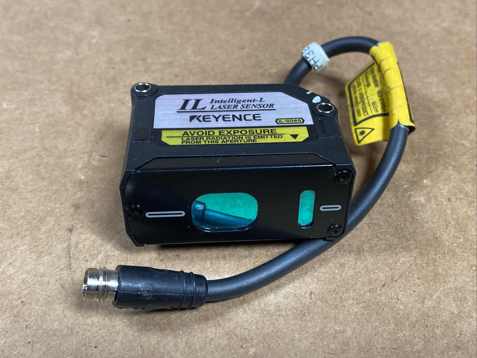 KEYENCE IL-S065 INTELLIGENT-L LASER SENSOR - WARRANTY - FAST SAME DAY SHIPPING