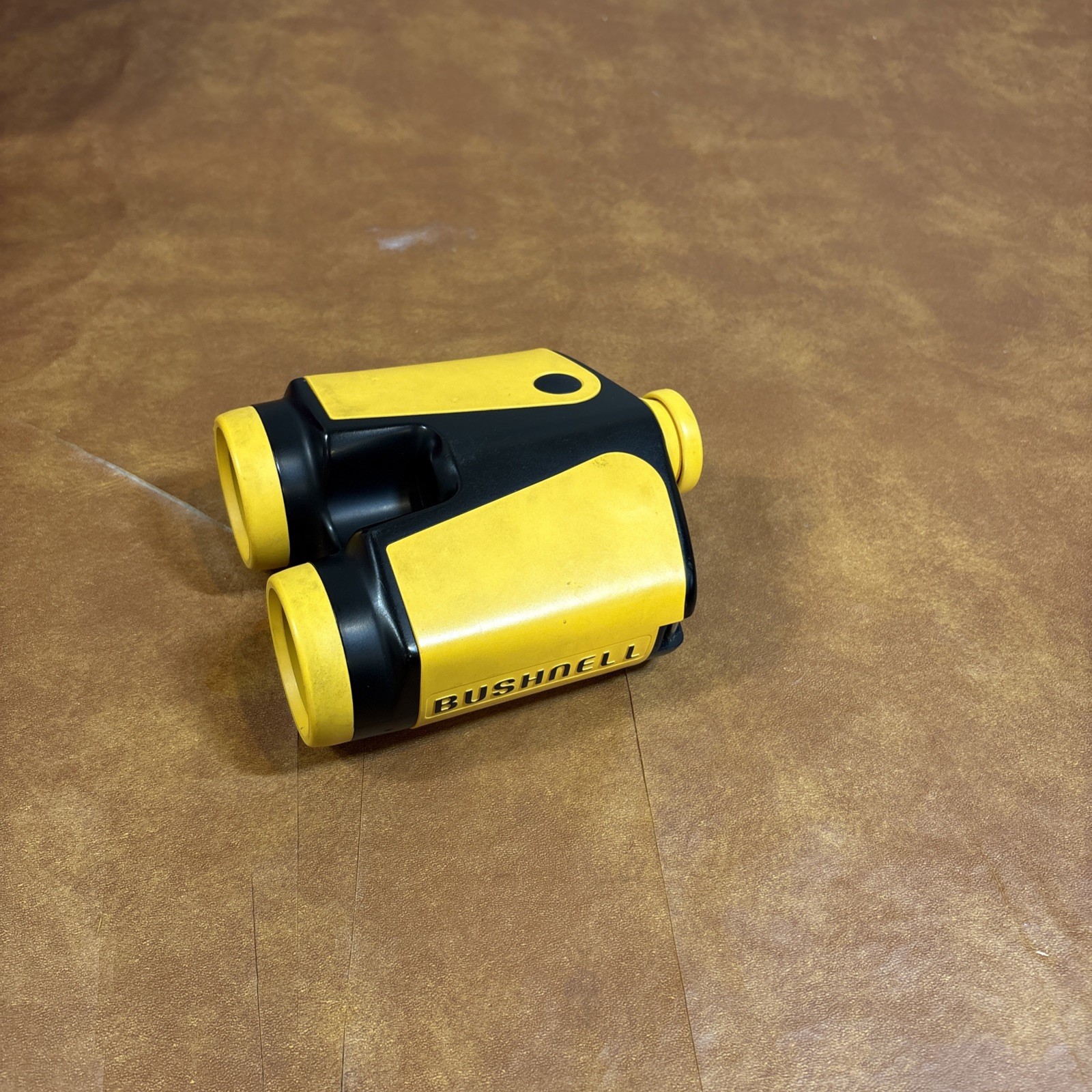 1997 Bushnell Rangefinder Yellow Black