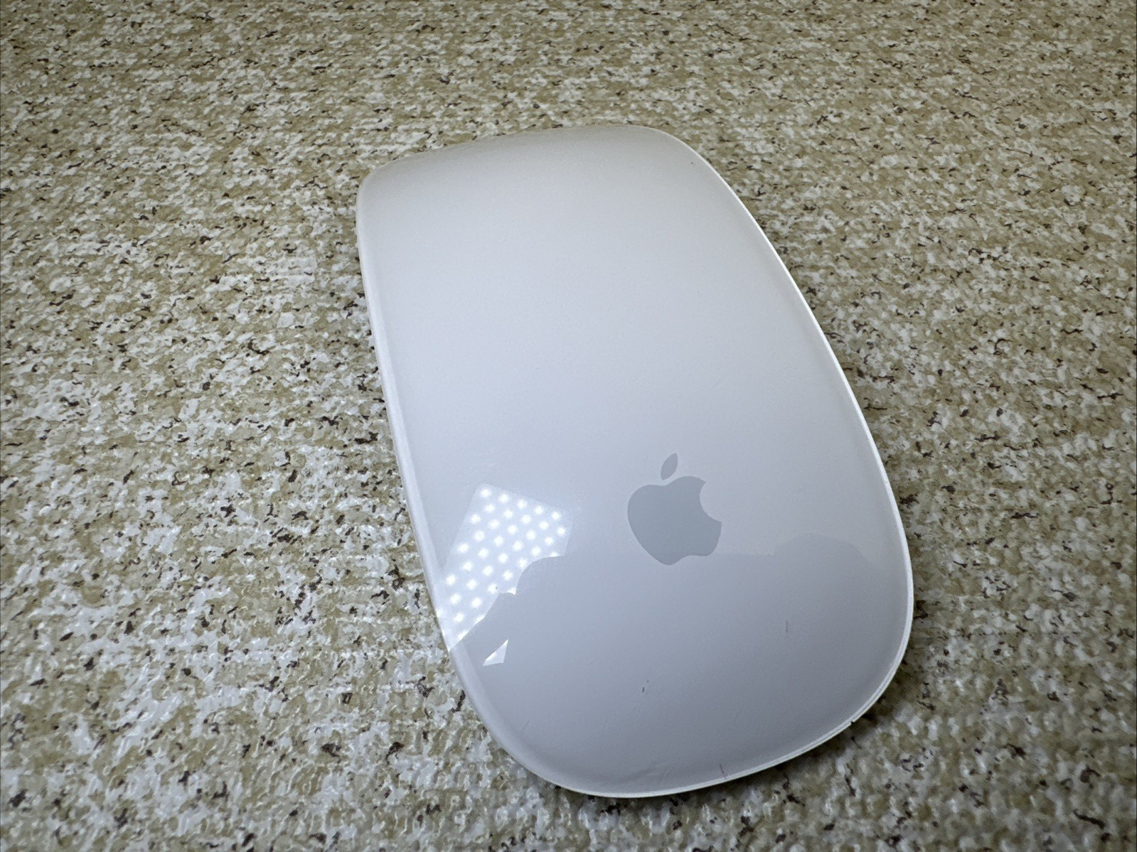 Apple Magic Mouse (Model A1296) Wireless Tactile/Multi-Touch Mouse White Tested