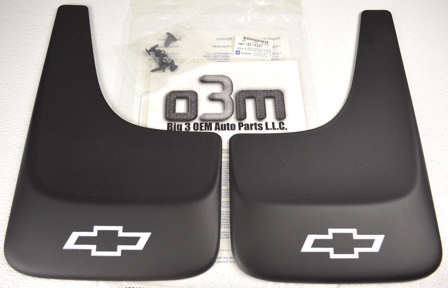 04-12 Colorado 05-13 Equinox 09-13 Traverse Chevrolet Molded Mud Flaps OEM New