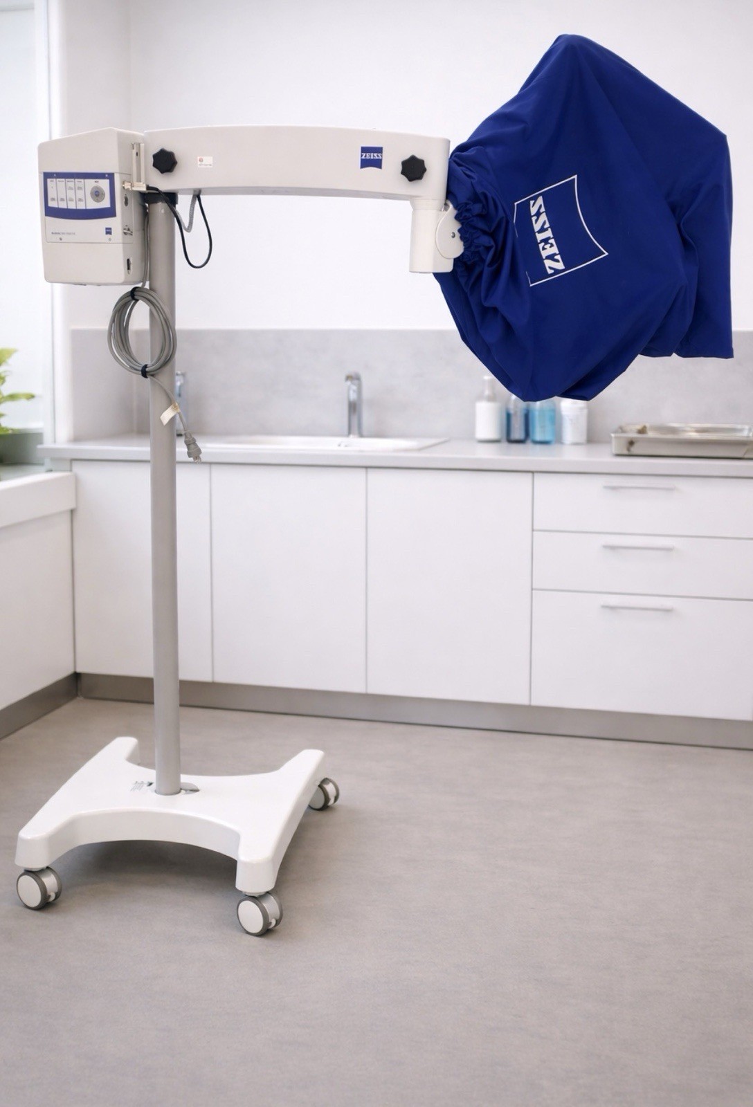 Carl Zeiss OPMI Pico Dental / ENT Microscope