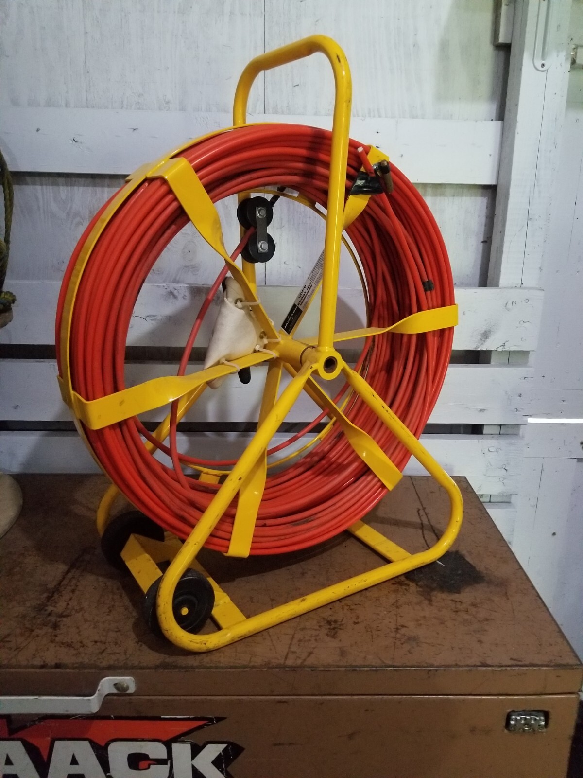 Jameson 400 ft. Fiberglass Conduit Rodder (9A-25-400M)