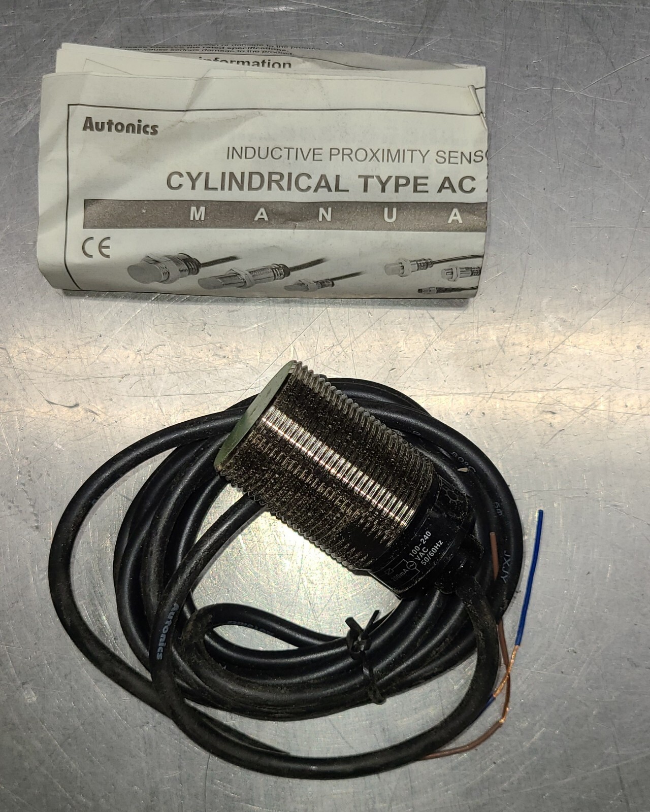 AUTONICS 32W419 Cylindrical Proximity Sensor **NEW IN BOX**