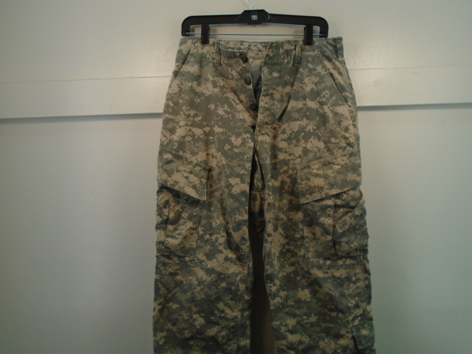 USGI US Army Combat Uniform ACU Rip Stop Pants Trousers Small Regular 2010 76-J