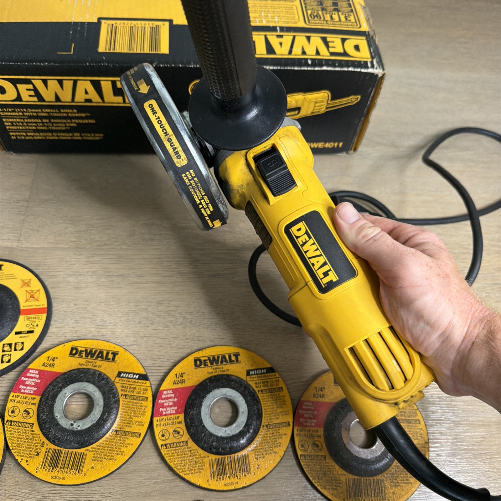 DEWALT DWE4011 Corded Small Angle Grinder w/ One-Touch Guard 4-1/2"