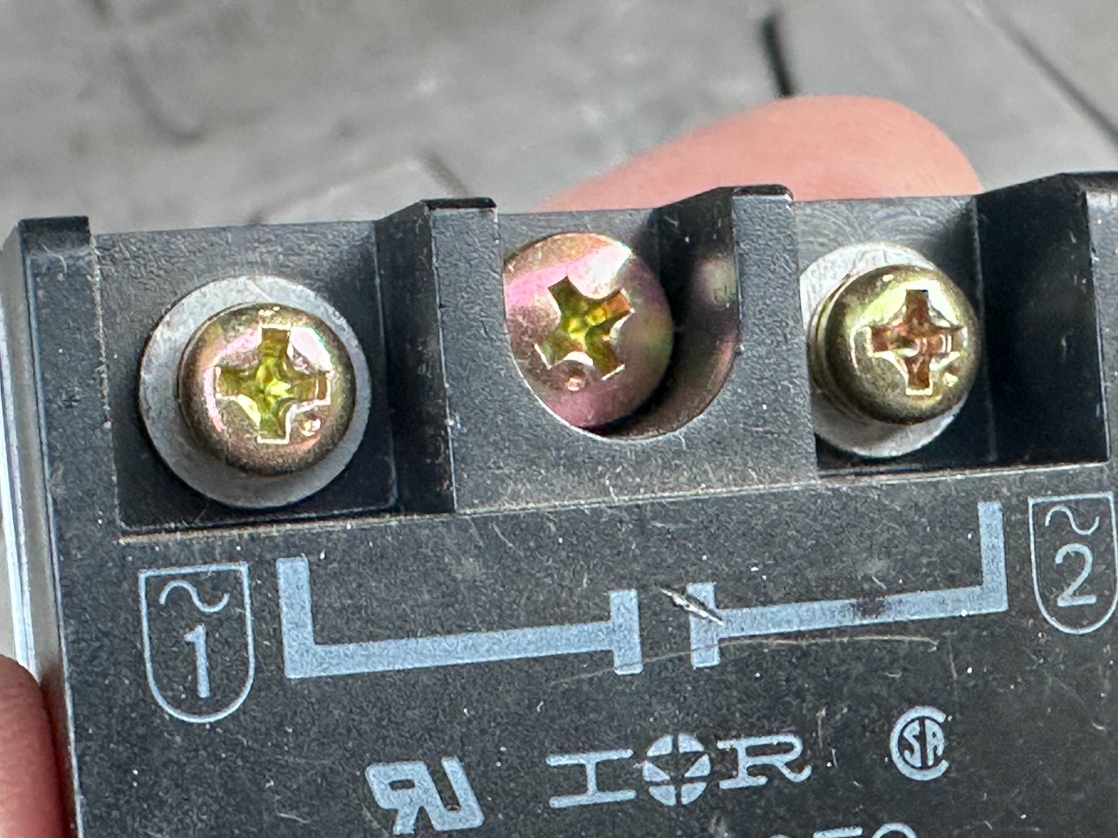 IR D2W210EG Solid State Relay