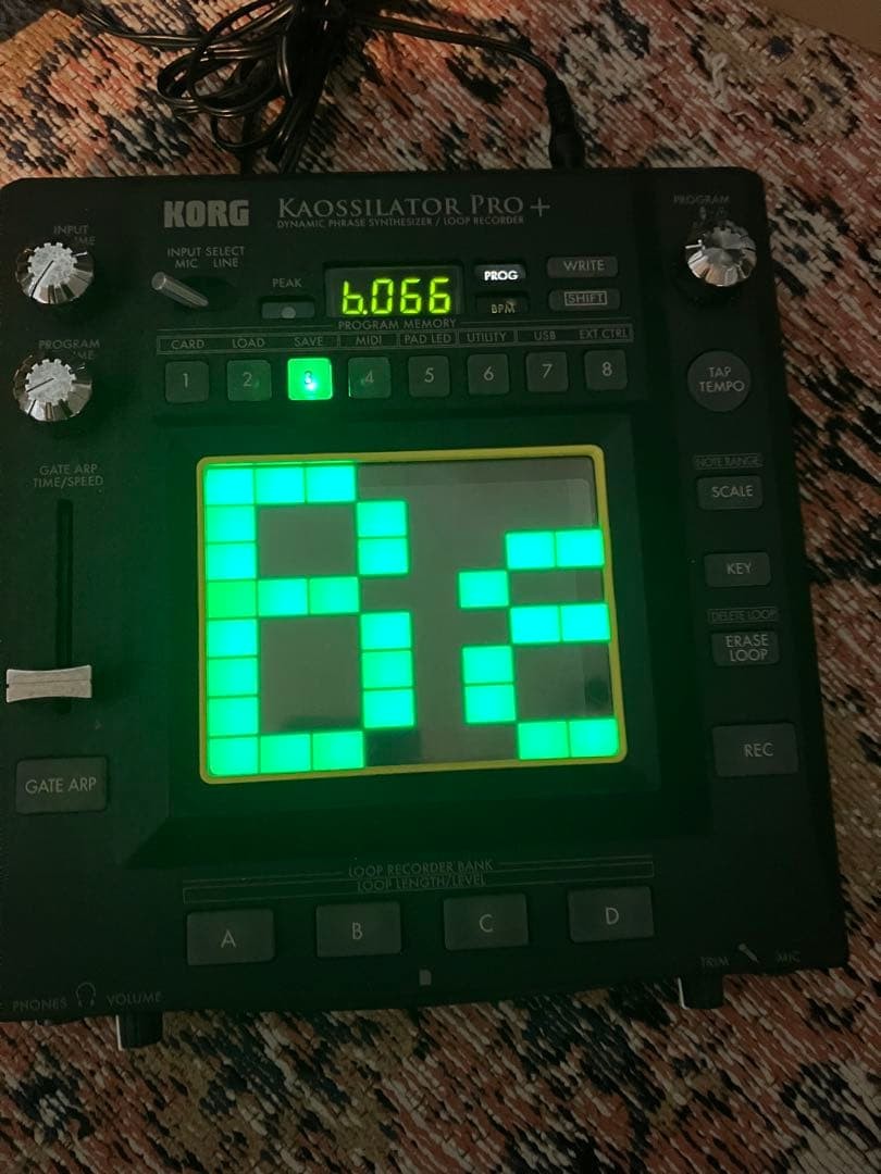 KORG Kaossilator Pro+ Dynamic Phrase Synthesizer Loop Recorder w/ Adapter Tested
