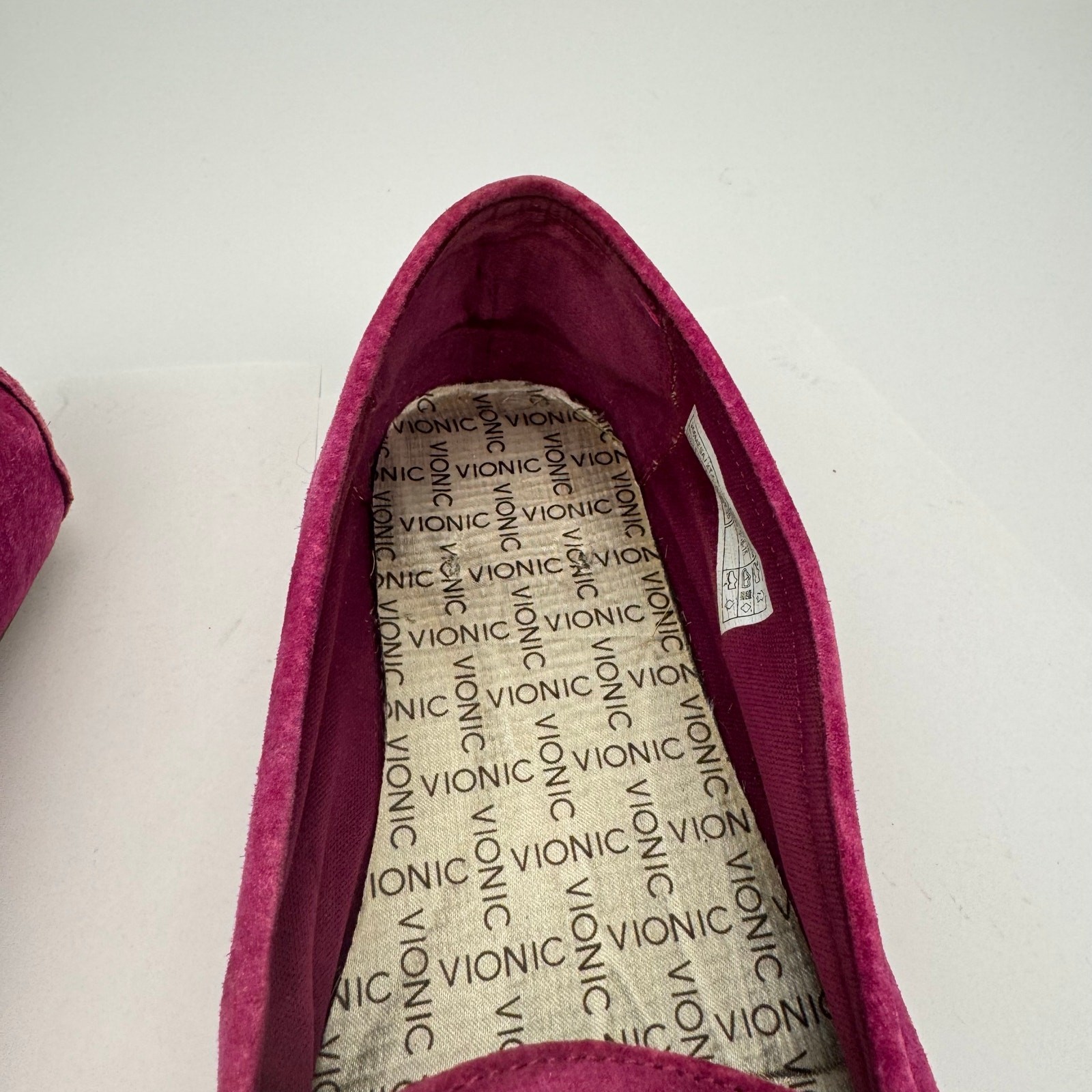 Vionic Pink Suede Leather Chain Loafer Moccasin Flats Sz 6.5 Contoured Support