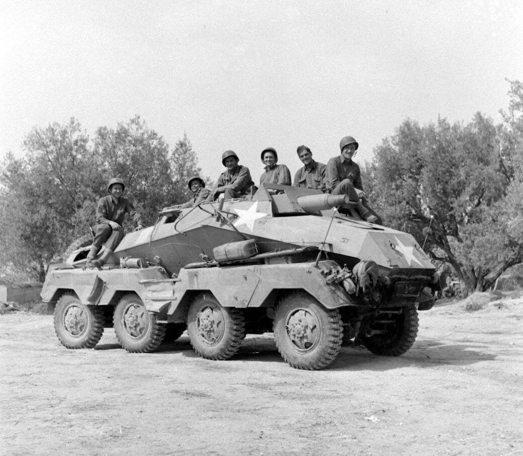 WW2 WWII Photo US Soldiers  Captured German Sd. Kfz. 234 World War Two / 4207