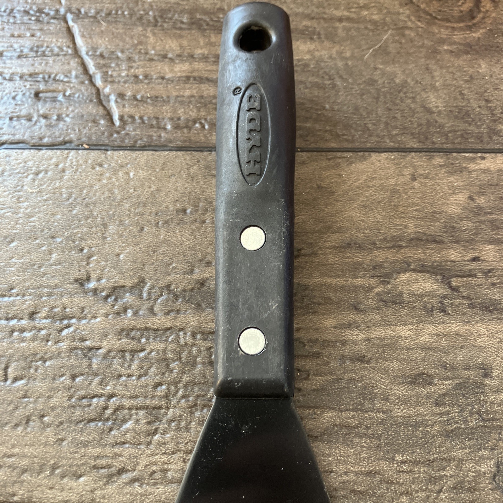 Bent Chisel Scraper 3” Heavy Duty Hyde 12000 HCS Blade Black Contour-Grip
