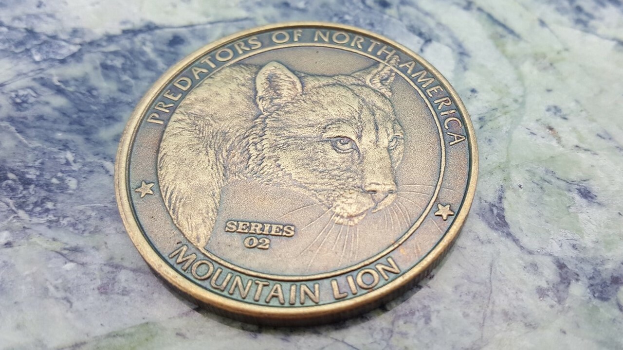 Predators North American Hunting Club Mountain Lion Cougar NAHC Collector Coin