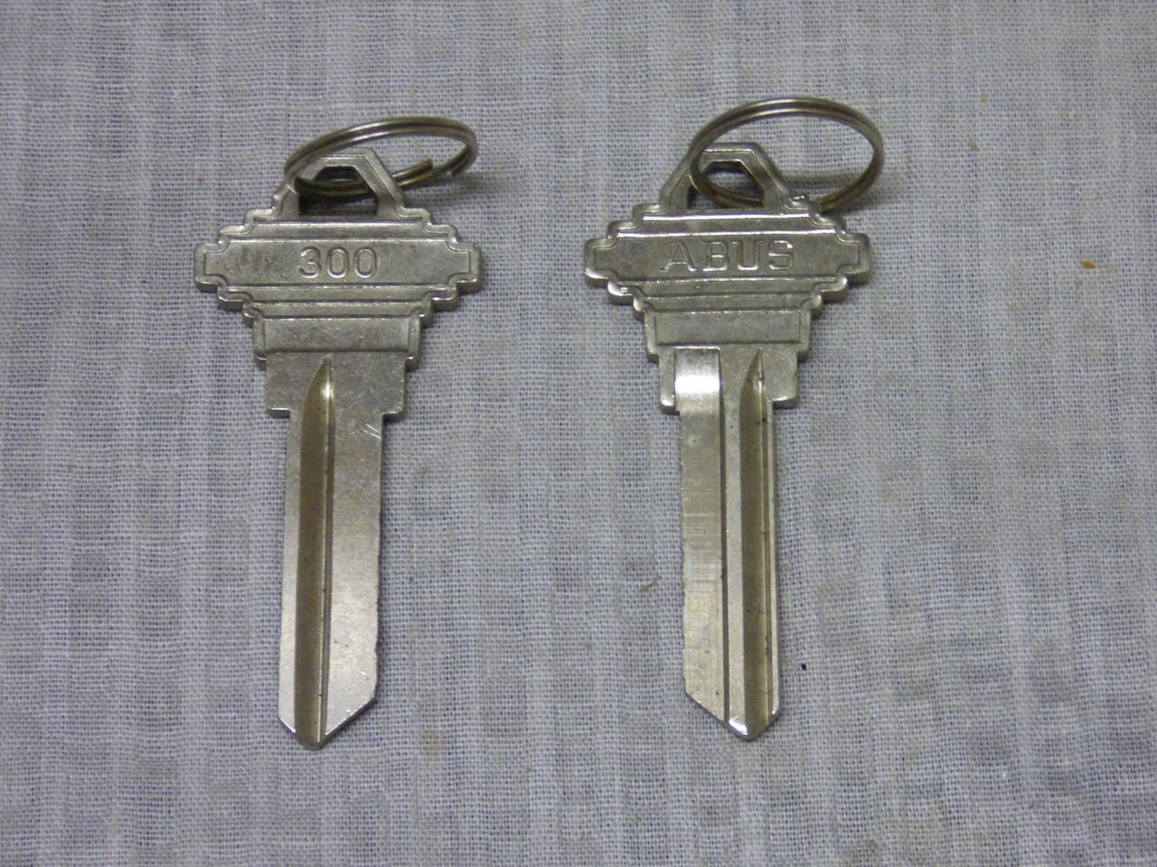 LOT OF 56 ABUS SC4 6-PIN SCHLAGE KEYWAY  KEY BLANKS