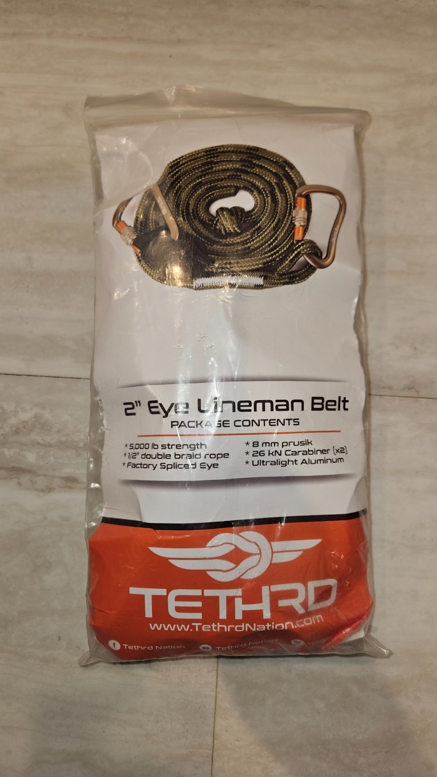 NEW TETHRD Lineman Belt for saddle hunting. With 2 Carabiners.