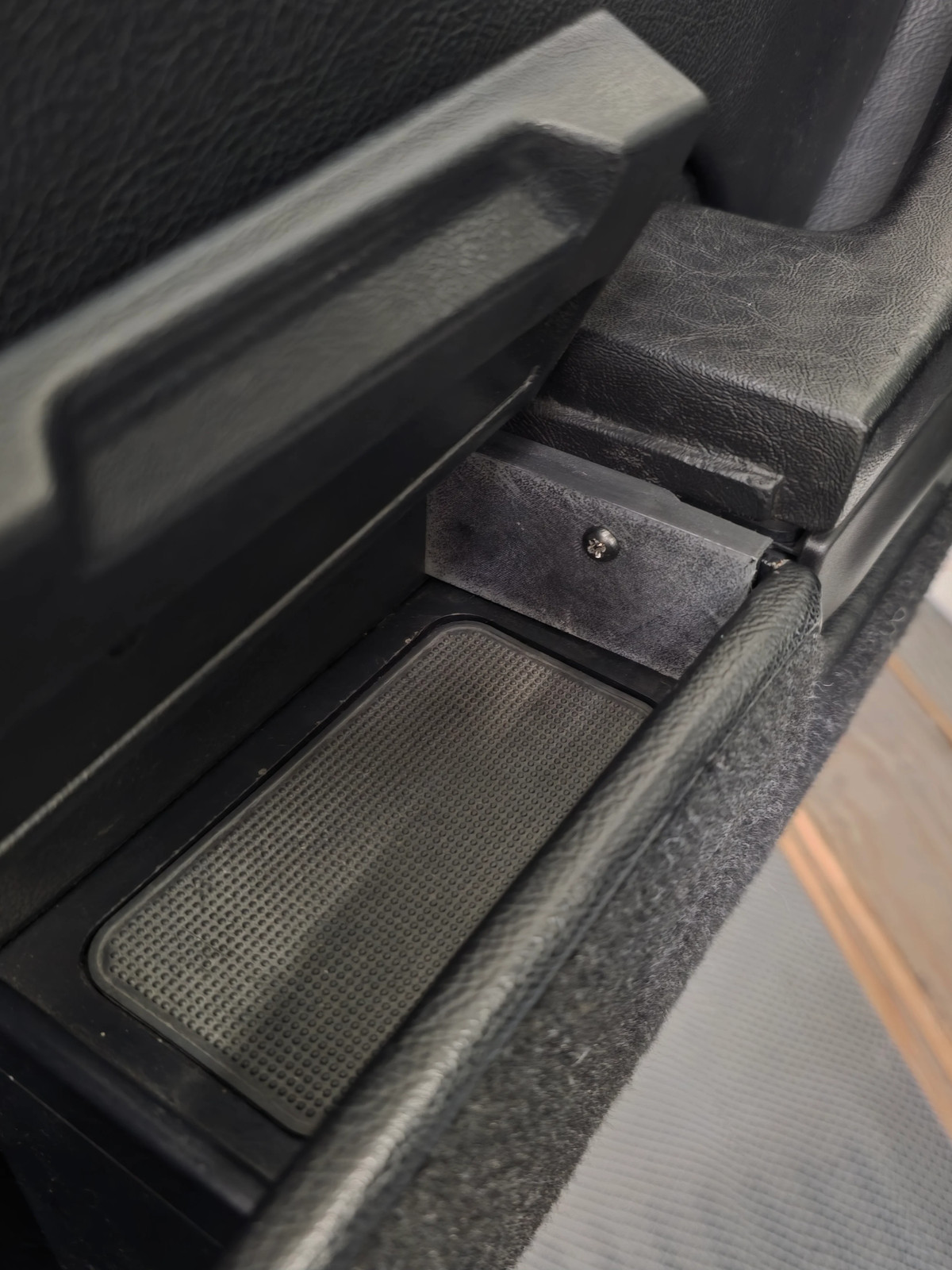 Left Door Pocket Repair Bracket for Porsche 911 993
