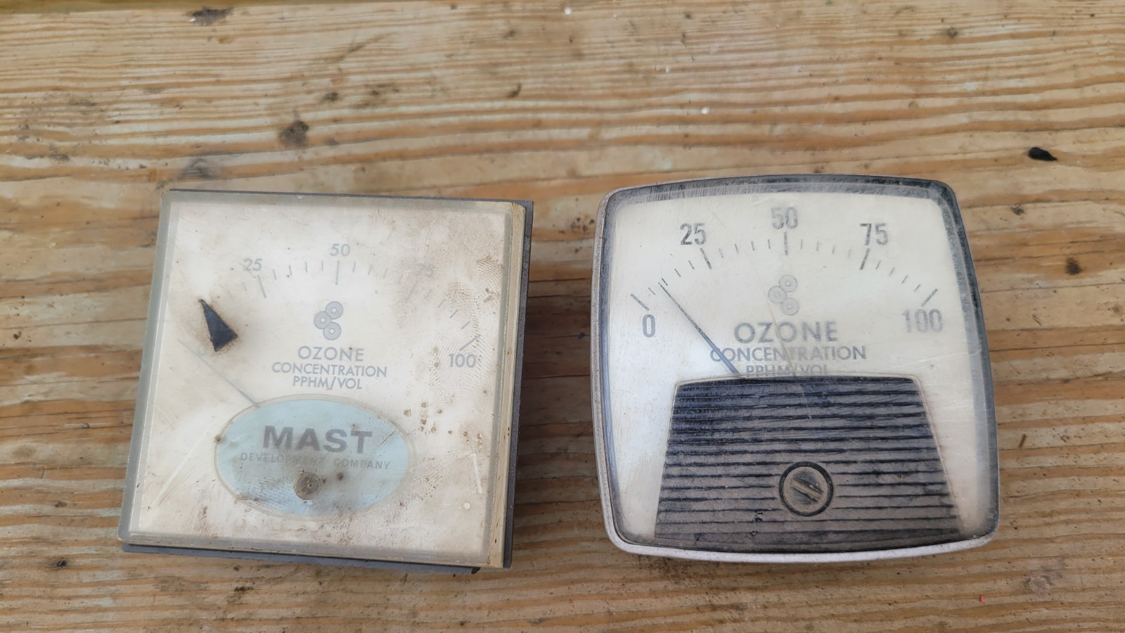 lot of 2 Vintage General Electric & mast ozone pphm/vol panel meters