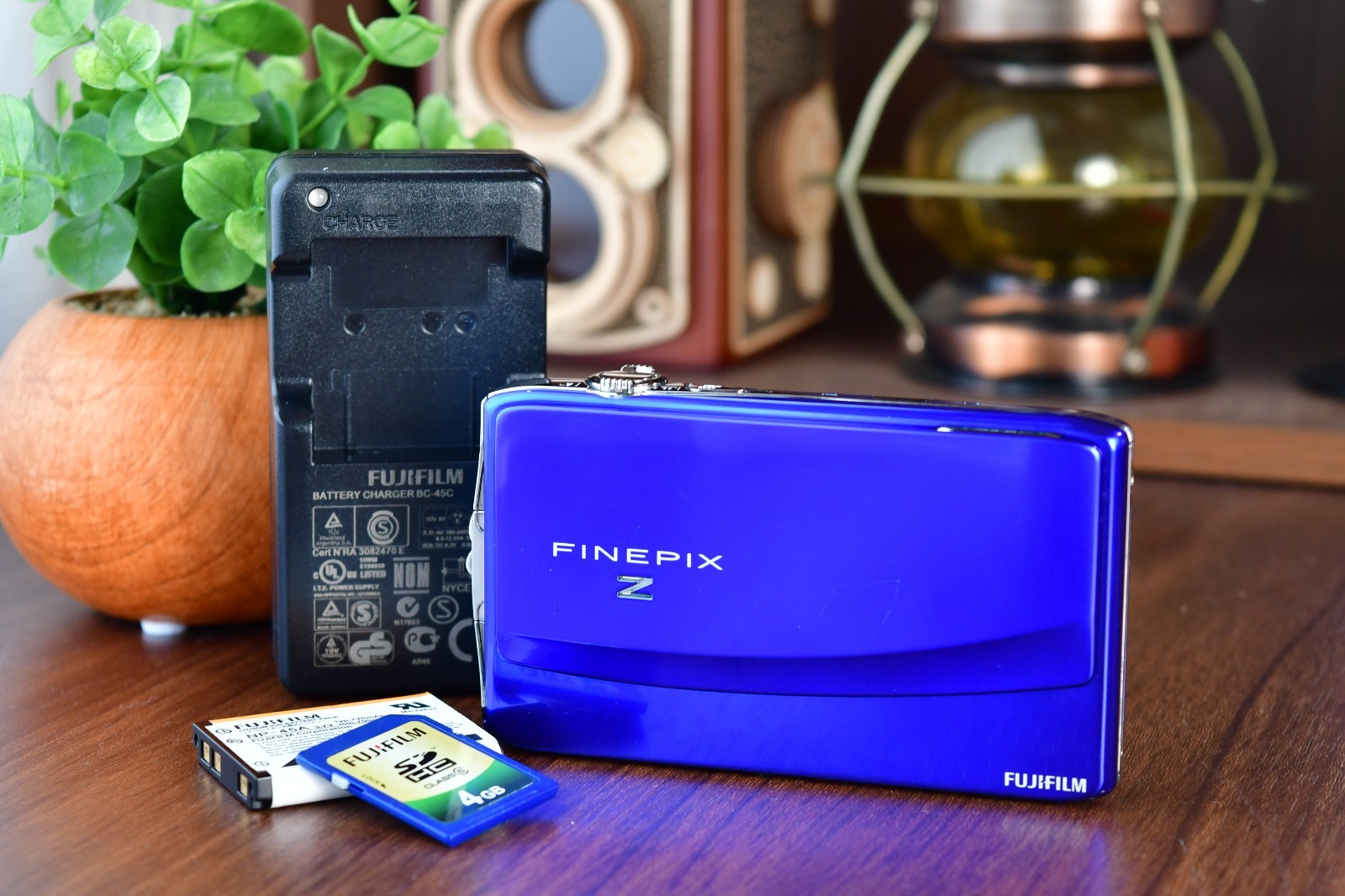 ⏯️[Excellent+5] FUJIFILM FinePix Z800EXR 12.0MP Digital Camera Blue From Japan