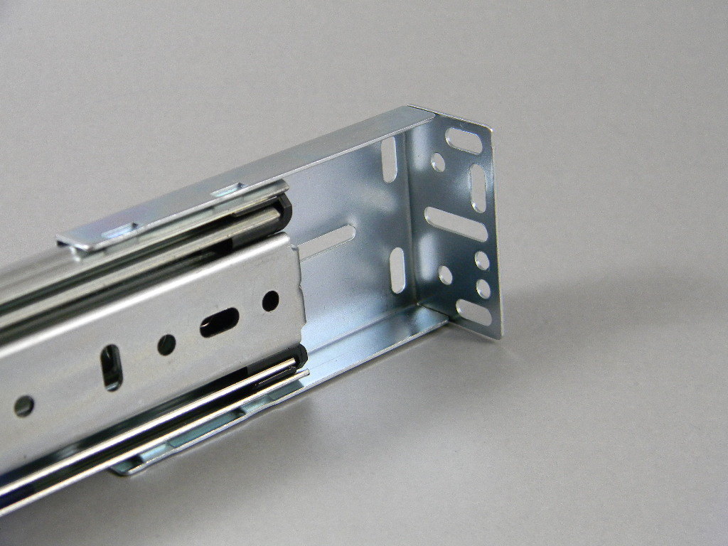 20 - DRAWER SLIDE REAR MOUNTING BRACKETS KV 8403
