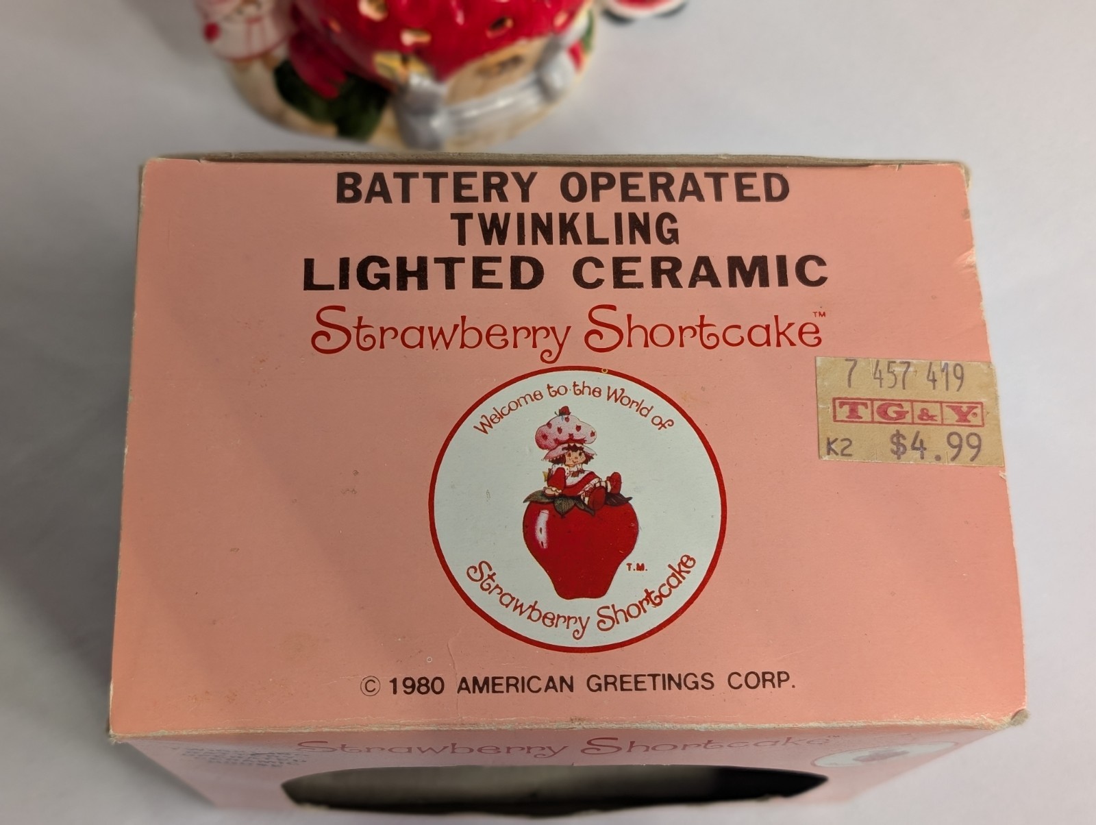 Vintage Santa Visits Strawberry Shortcake Lighted Ceramic House 1980 Read