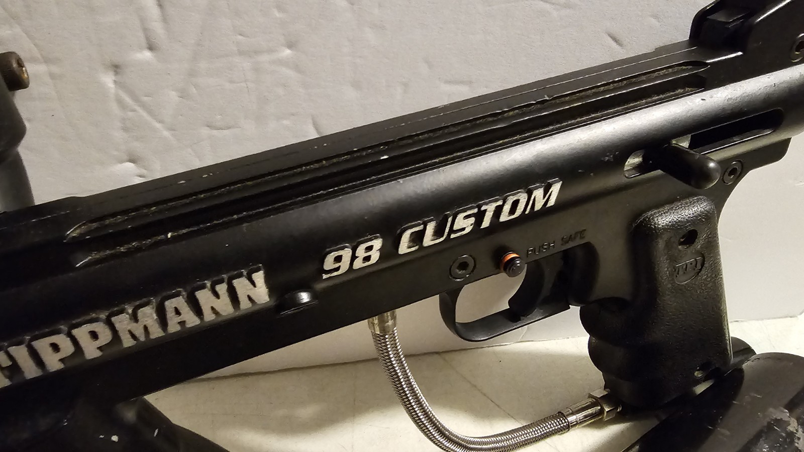 Tippmann Model 98 Paintball Gun And Accessories