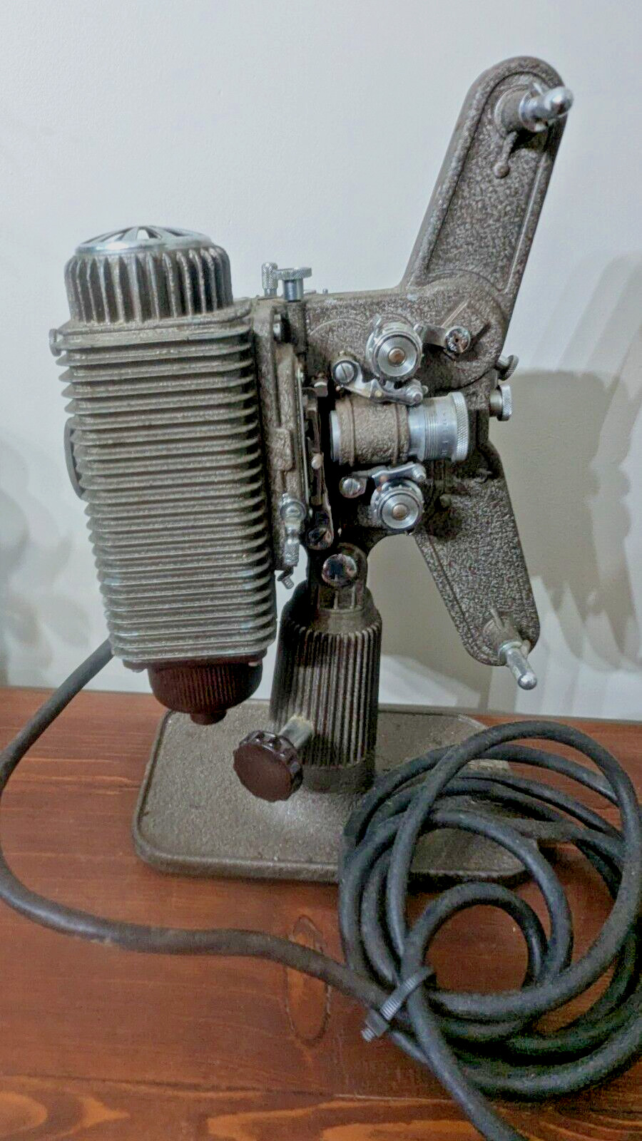 Vintage Revere Model P85 8mm Movie Projector Works