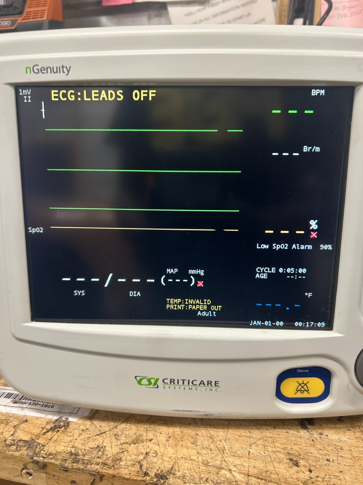 Criticare nGenuity Monitor 8100EP1