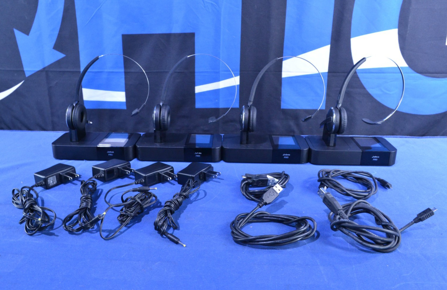 Lot of 4 Jabra Pro 9400BS Charging Base 9400HS Mono Wireless Headset (J073004)
