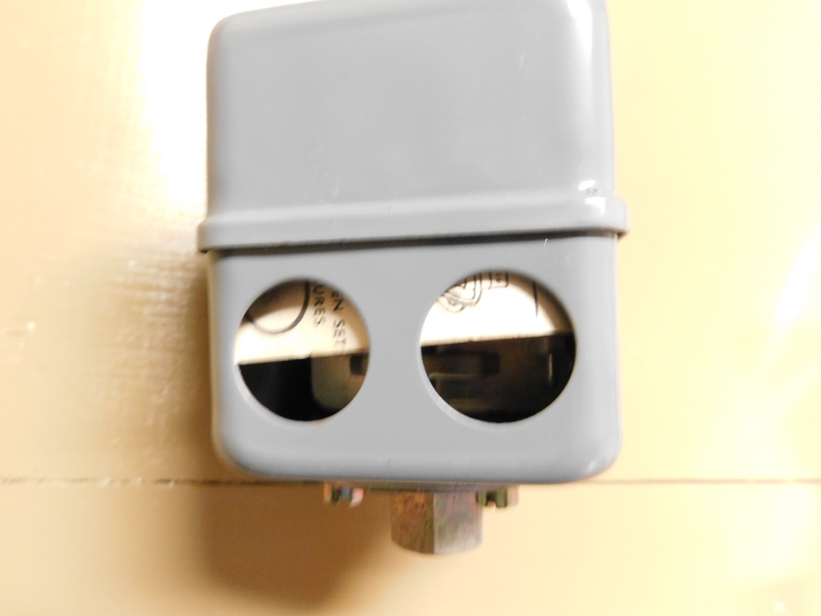 Furnas GU7 Pressure Switch