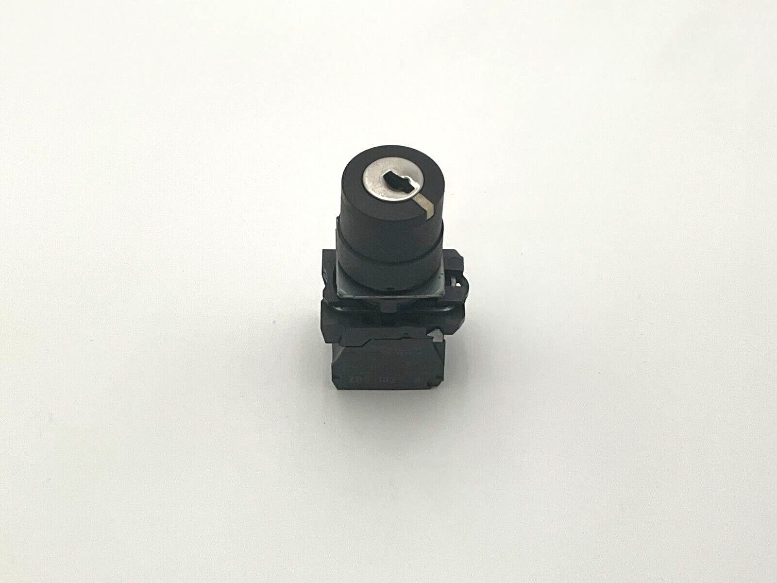 Telemecanique Schneider ZBE-102 2 Position Maintained Selector ZBE102 (VT)