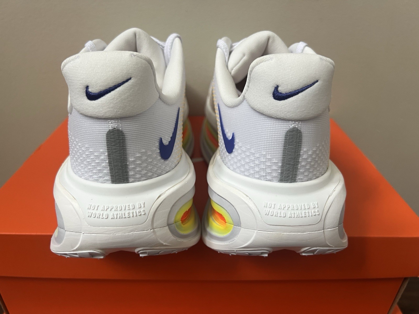 Nike Vomero Premium White Lapis Total Orange Laser Orange HQ2050-101